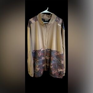 Skechers regenerate jacket NWT Men's Camouflage and Green. Men’s 2XL